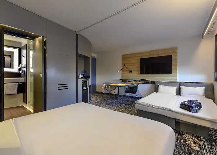 Отель Novotel Potsdamer Platz