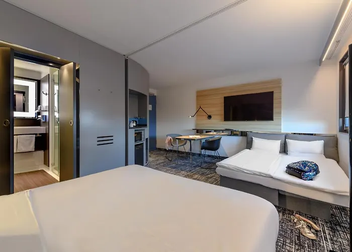 Novotel Potsdamer Platz Отель 3*