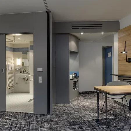 Novotel Potsdamer Platz Hotel 3*