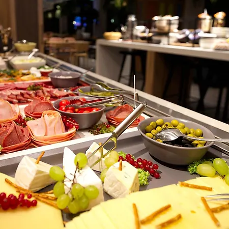 Hotel Novotel Potsdamer Platz 3*