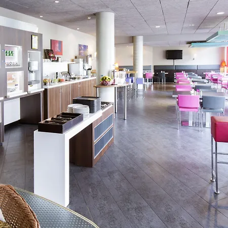 Novotel Potsdamer Platz Hotel 3*